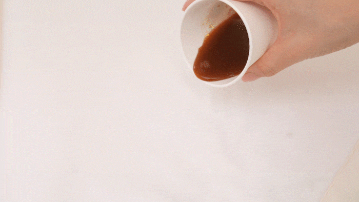 防水仕様+防水パッドで尿漏れなどにも安心